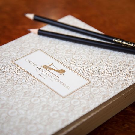 L'Hotel Du Collectionneur Párizs Kültér fotó The 2018 edition of the Oxford English Dictionary